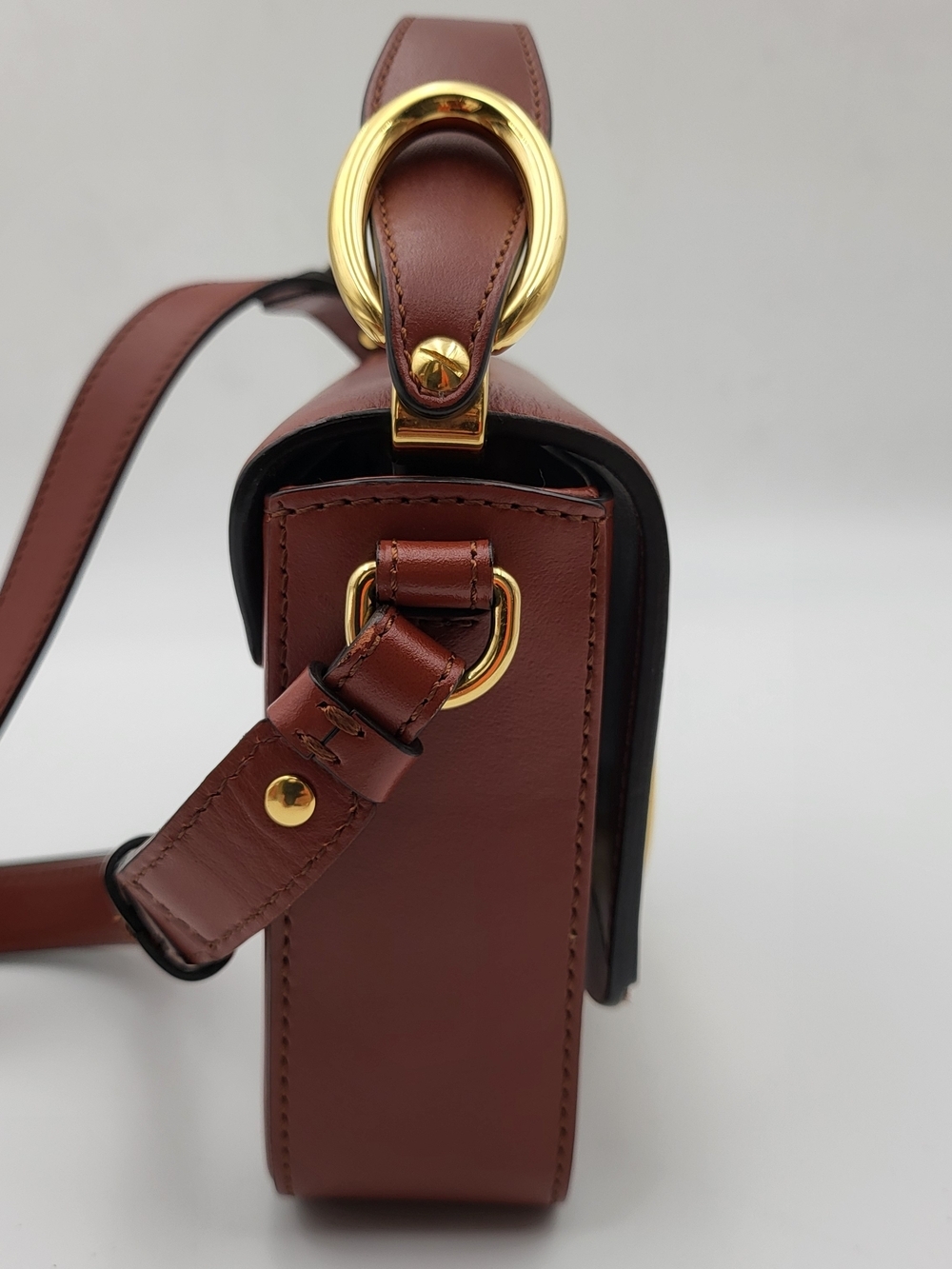 Chloé Calfskin Leather 'C' Mini Crossbody Bag, Auth w/COA. - Picture 4 of 16